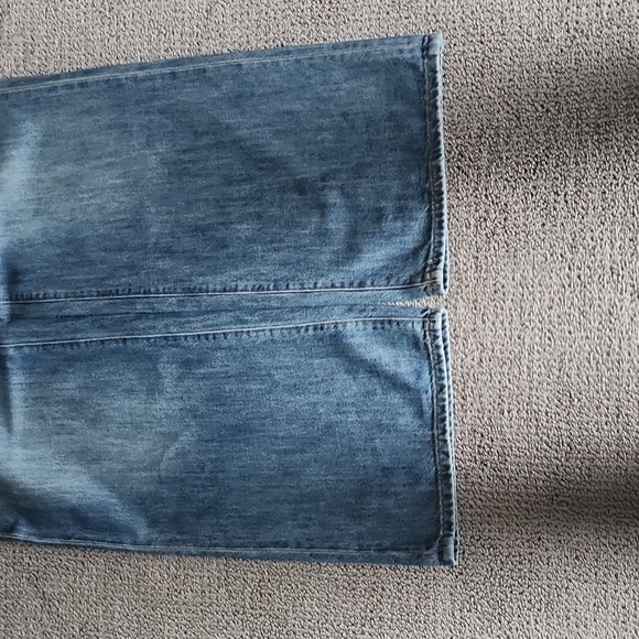 Banana Republic brand new wide leg bell bottom flare jeans - Picture 3 of 9
